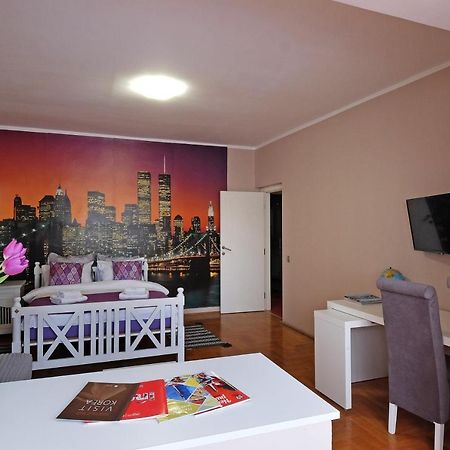 Sava Square Apartment เบลเกรด ภายนอก รูปภาพ