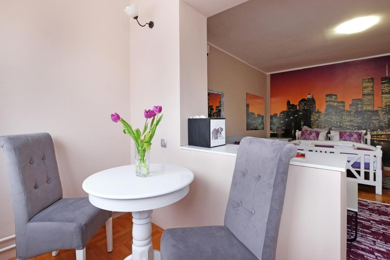 Sava Square Apartment เบลเกรด ภายนอก รูปภาพ